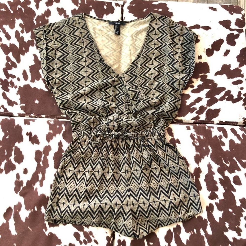 Forever 21 Black & Tan Shorts Romper SMALL
